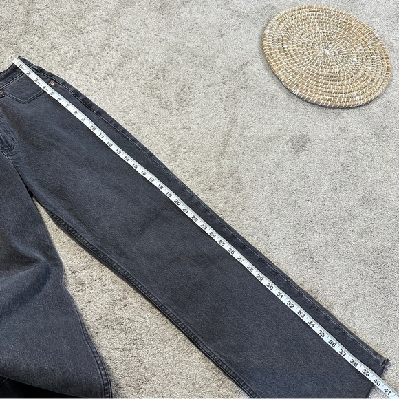 Abercrombie & Fitch Women’s The Baggy Low Rise Jeans Raw Hem in Black 25/0R - Picture 14 of 16